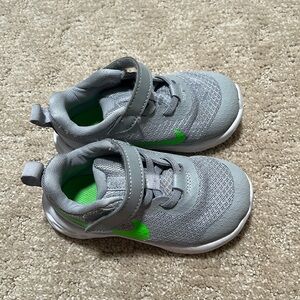 Toddler Nike shoes